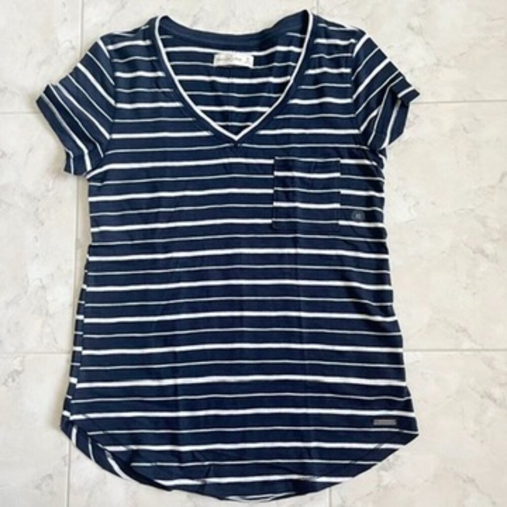 NEW Abercrombie & Fitch Navy Striped V-Neck Pocket Tee Shirt Women XS